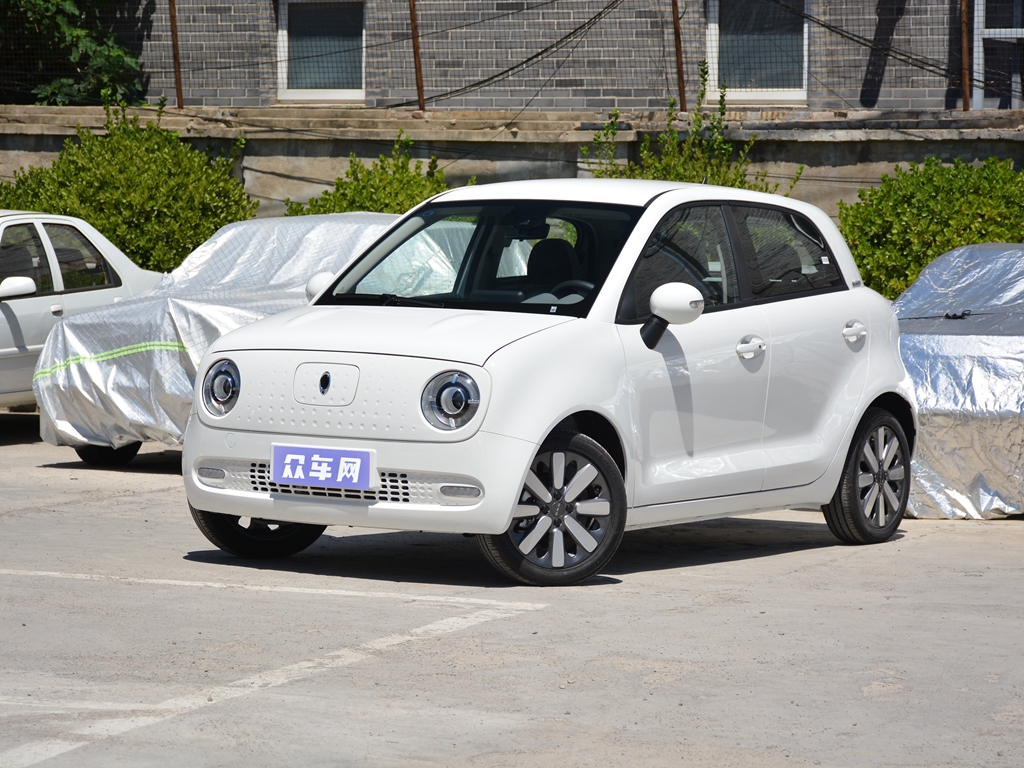 思皓e10x提供了7款车型,售价区间为3.99-7.