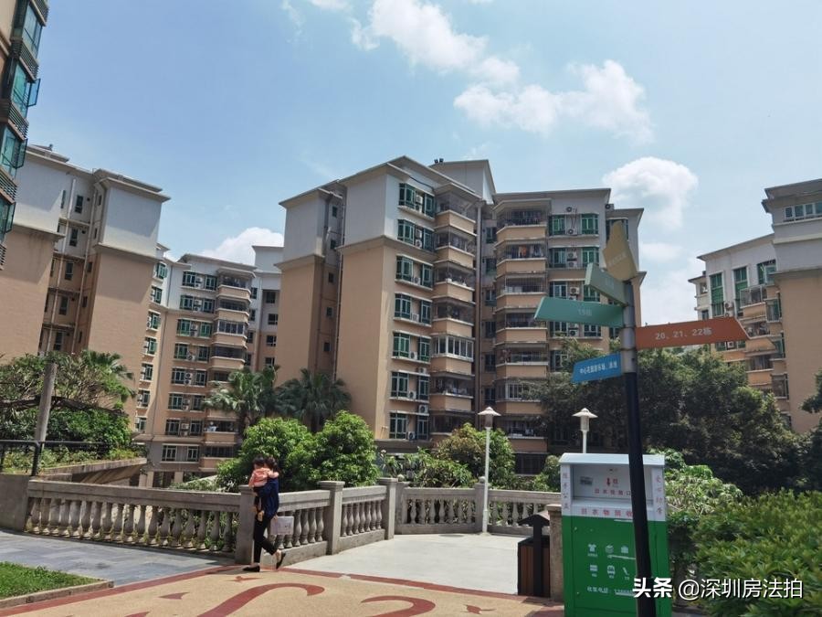 深圳法拍—布吉镇康达尔花园93平大芬站，247万起拍