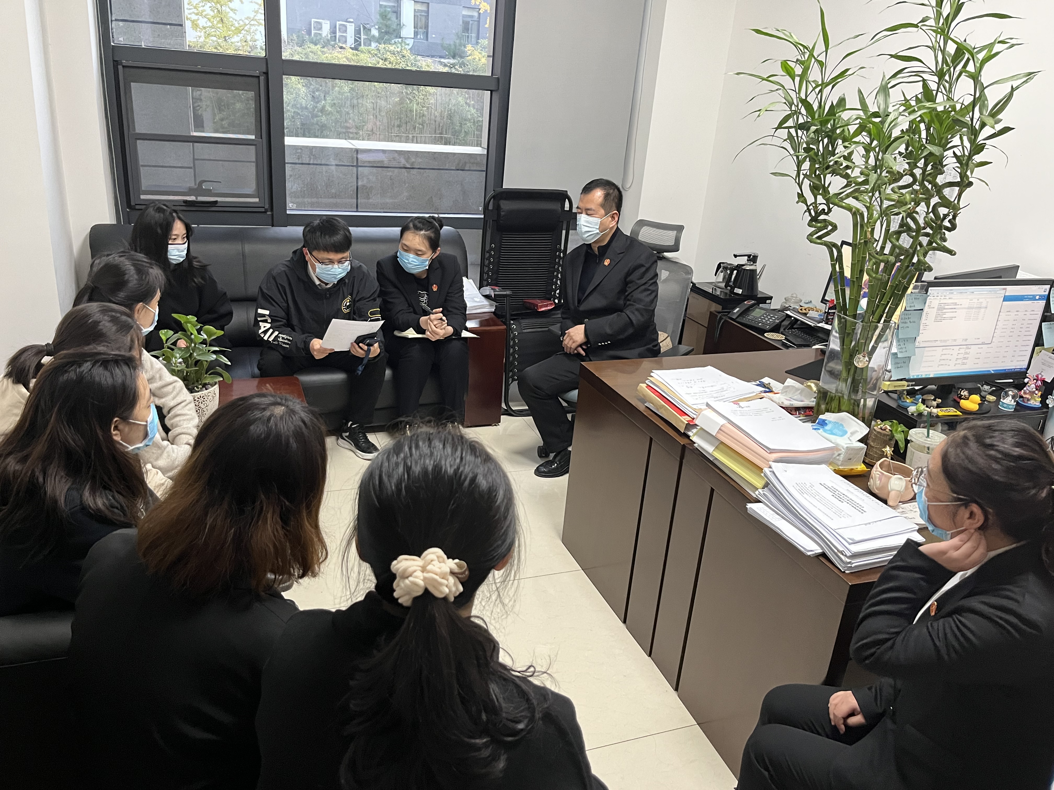 西安雁塔法院积极开展全国模范法官杨军同志先进事迹学习宣传活动