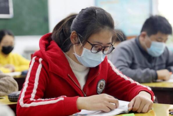 到了高三才明白：别假装努力，结局不会陪你演戏，这句话是真的