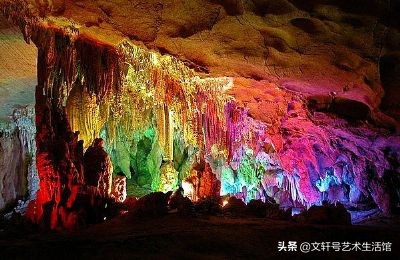 桂林10大好玩景点和10大好吃特产。
