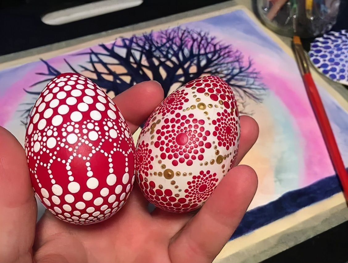 鸡蛋画画(在鸡蛋上画画,充满童趣,大人孩子都喜欢,diy创意手工)