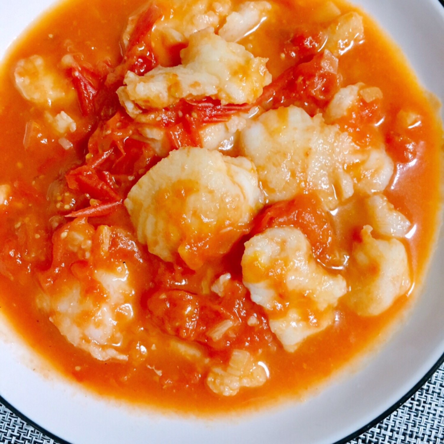 番茄巴沙鱼(一道惊艳味蕾的营养汤品适合爱美的你)