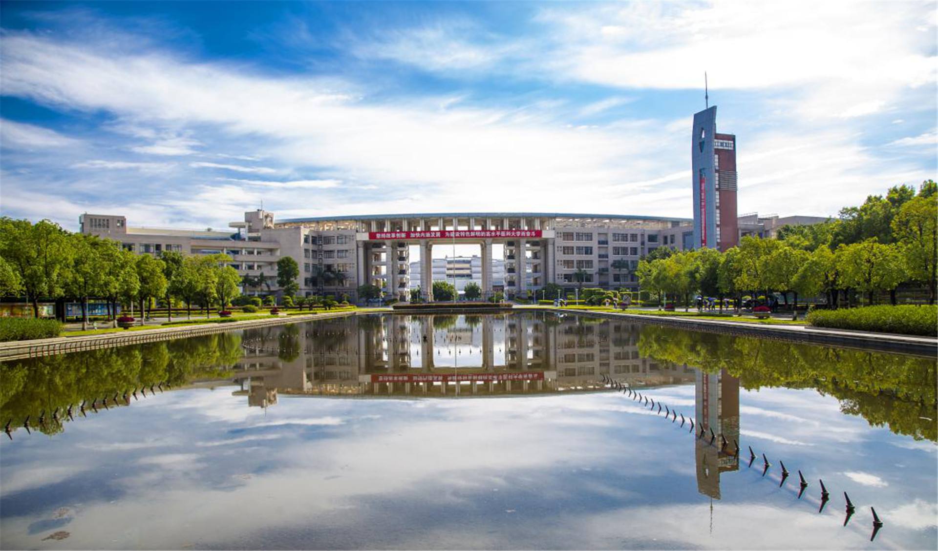 出了！福建省各大高校排名，集美大学跌出前五，福师大位列前三甲