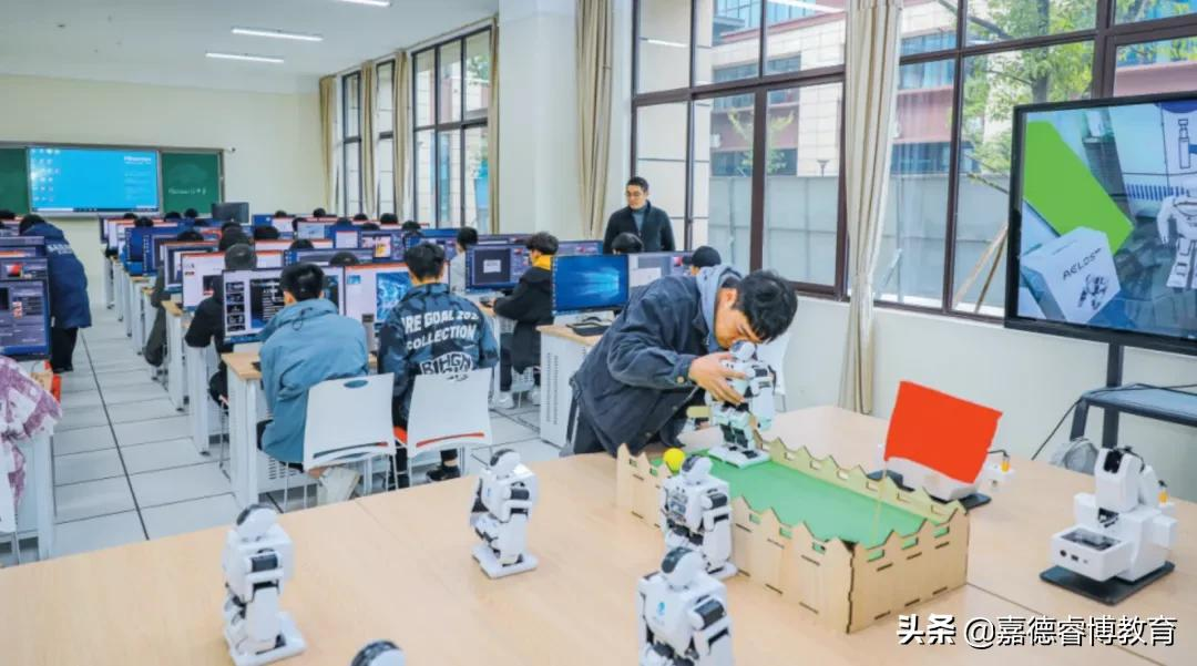 专访清华心理系主任：他把中国家庭的教育焦虑，分析得好透彻