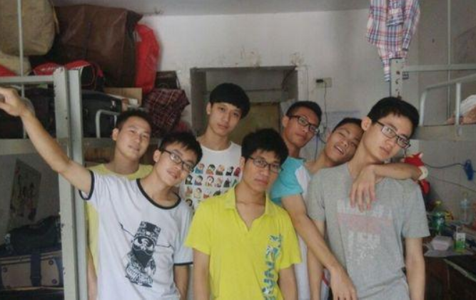 专科里的“小清华”，972名学生没毕业，就被用人单位提前预定