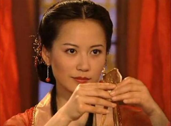 10位“70后女星”颜值对比，有人40岁强凹青春，有人51岁无惧岁月
