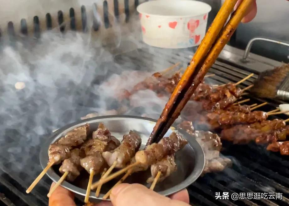 云南个旧，张子枫电影里的宝藏小城，藏着小镇青年的回忆和美食