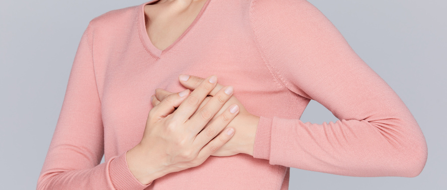 女性乳房刺痛是怎么回事？这样按摩乳房，帮你缓解胸痛