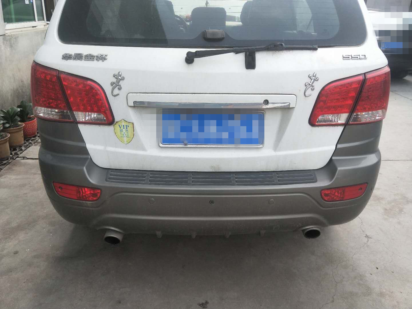 发动机怠速抖动伴故障灯亮，原因解析与应对措施