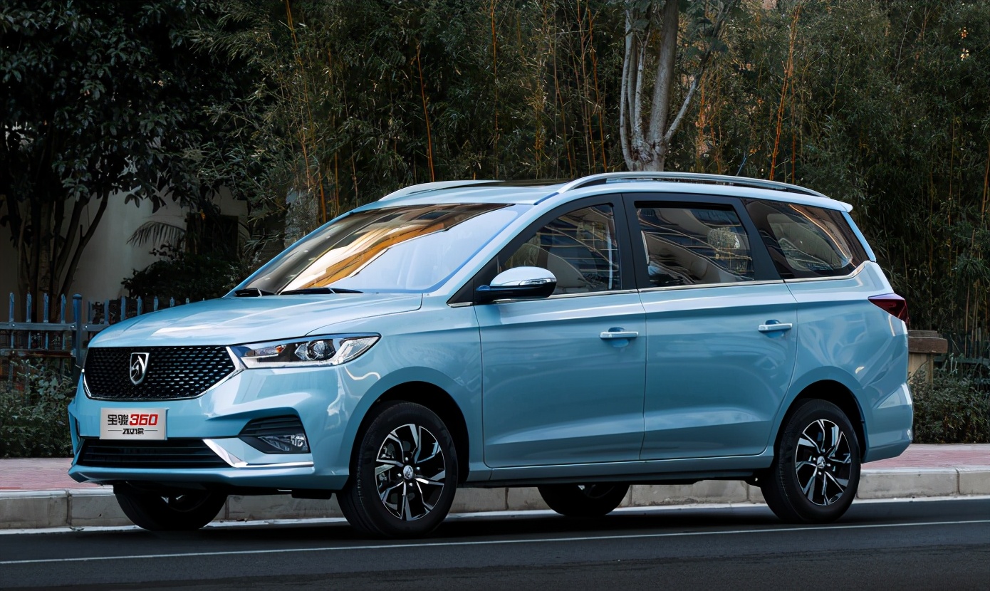 新款宝骏360上市:低至5.98万起步,还能否扭转颓势?
