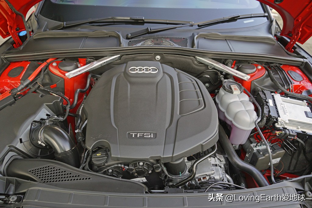 2021款奥迪A5 2.0T双门轿车：比不上宝马的操控感
