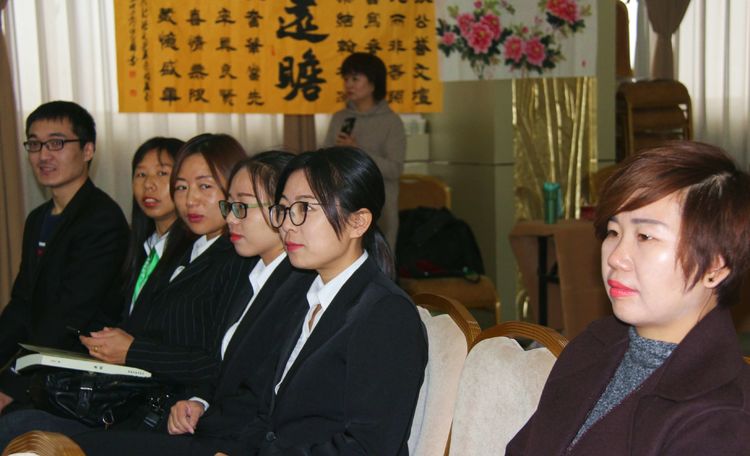 刘顺虎：远瞻红日染秋色 近看墨翁画腊梅