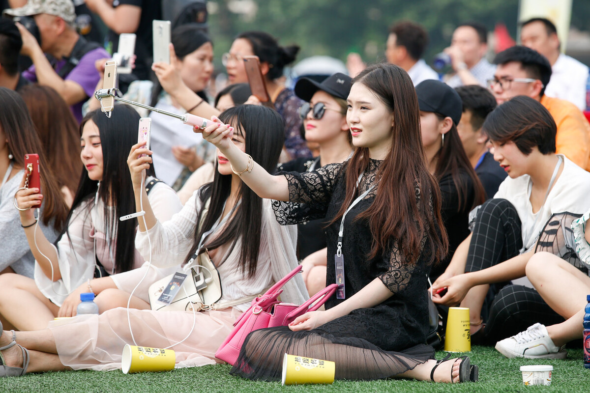 抖音直播从0粉丝开播到每次1w音浪的路途