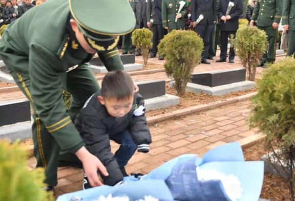 2021年教育部新规定，烈士子女高考成绩可加20分，引众考生不满