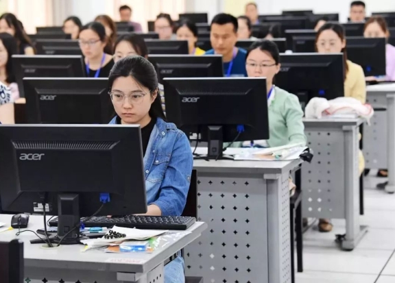 高考成绩公布后，为何试卷和答题卡不发给考生？这次终于知道了