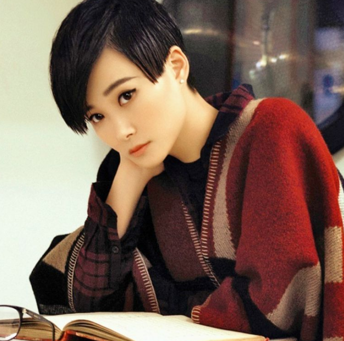 她们惊艳了时光，15位四川籍女星，个个灵气秀美，靠实力雄起