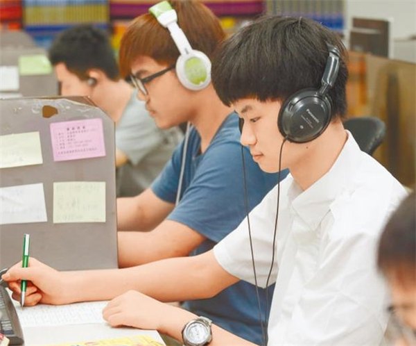 英语四六级考试倒计时，460分还需要刷分吗？小心失去考试资格