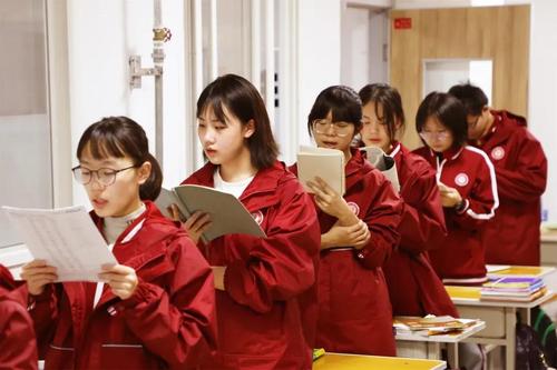 22年高考生的“坏消息”，考试难度或有提升，部分考生难上本科线