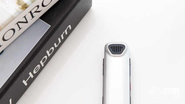 真· AI魔法！一笔搞定听说读写背译查解，堪称小初高双语学习神器