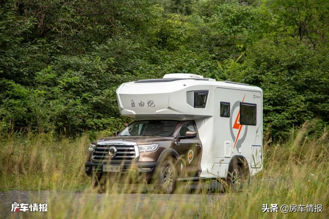 新款长城炮房车实拍！2.0T+8AT带四驱有后锁，拖家带口也能去撒野