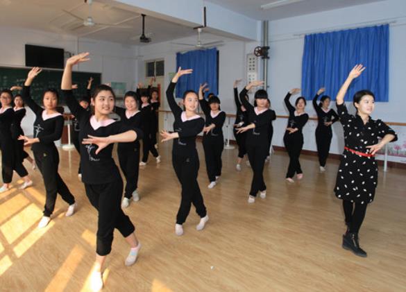 学前教育专业的学生，毕业后并非只能当幼师，大三在校生需了解