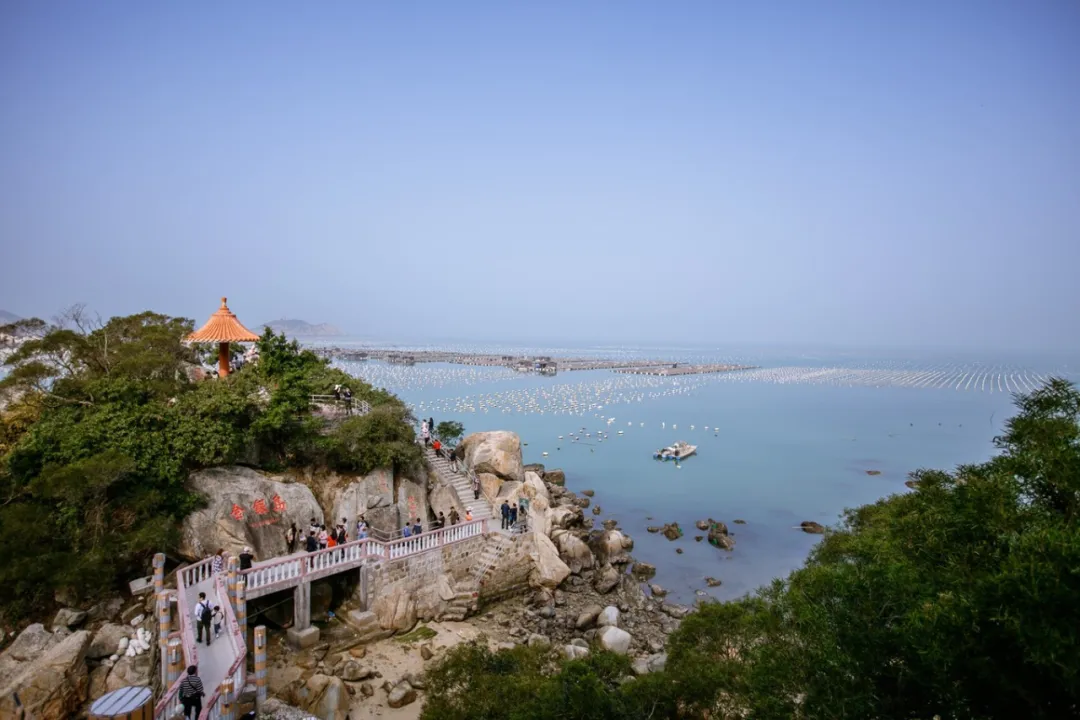 不如一起去广东看海吧,总有一个小岛能让你暂时做梦