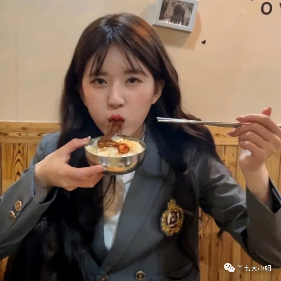 2021秋冬女装流行趋势之：学院风