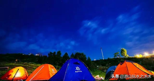 游长寿湖，夜晚星空下露营，白日驾房车撒野——最佳旅游方式