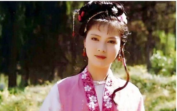 袭人为什么会挨宝玉的“窝心脚”？