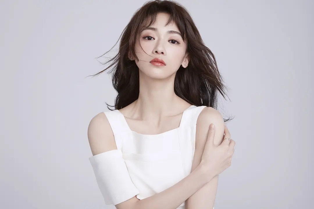 她们惊艳了时光，15位四川籍女星，个个灵气秀美，靠实力雄起