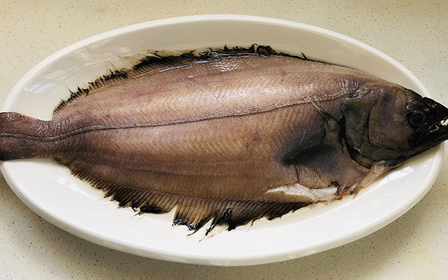 鱼怎么蒸好吃又简单，蒸鱼的酱料怎么调？