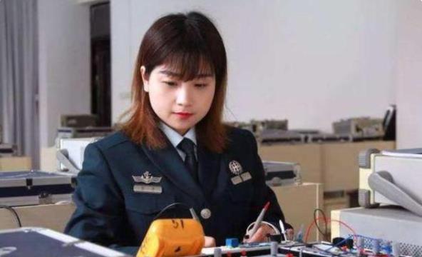 下半年将进入公务员考试高峰期，大学生具备这个优势，更容易上岸