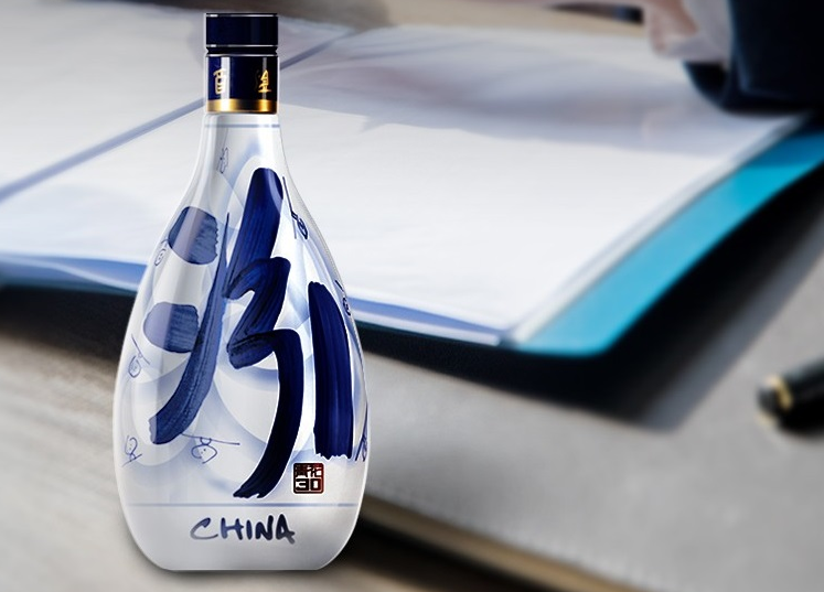 定价3199元,汾酒新品"青花汾酒40·中国龙"与20,30,30复兴版有何区别?