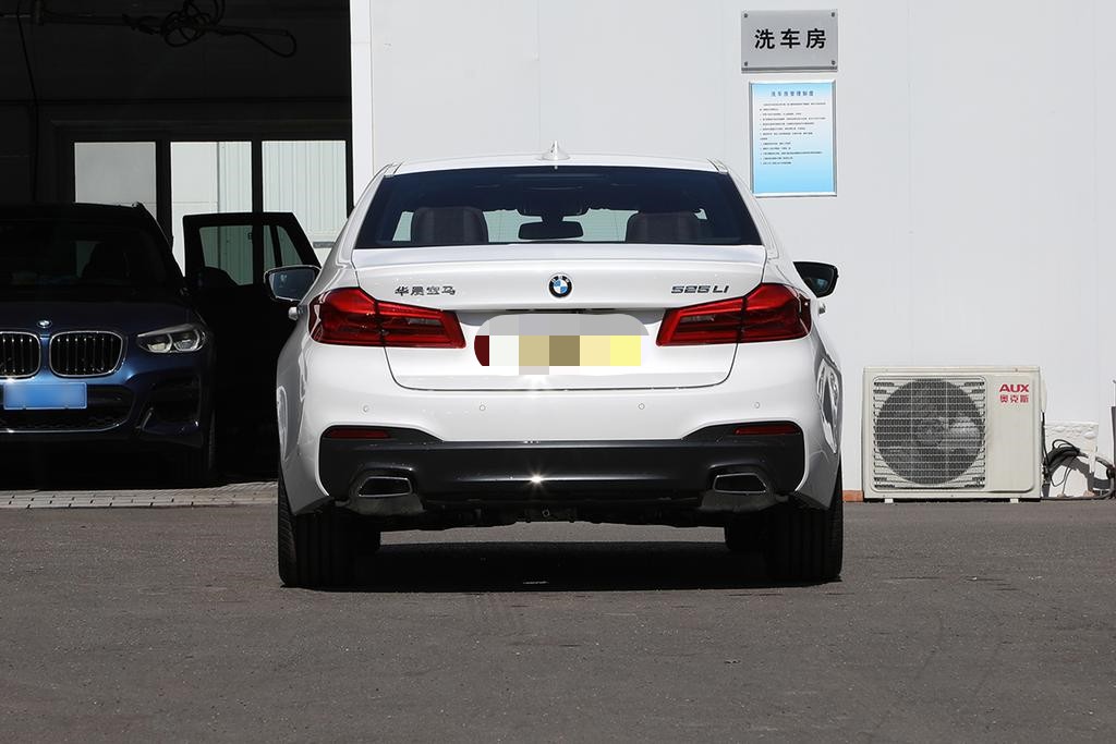 c级车的操控王者,开着它才像个有个性的爆发户,详解宝马525li