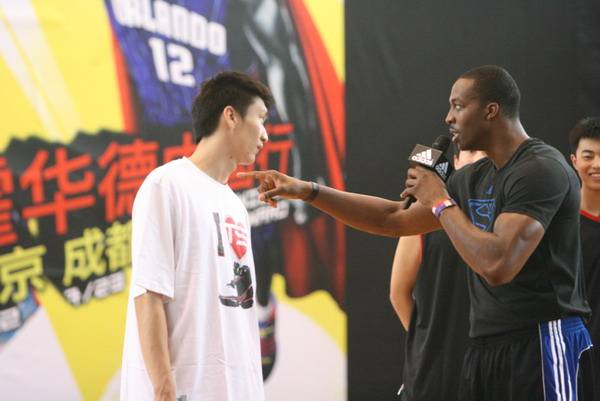 孙悦为什么被选入nba(当年湖人队为什么签孙悦？只为中国市场？别逗了，他天赋是真的强)