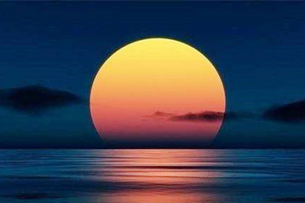 张若虚的《春江花月夜》，到底出彩在哪里，为何能“孤篇盖全唐”