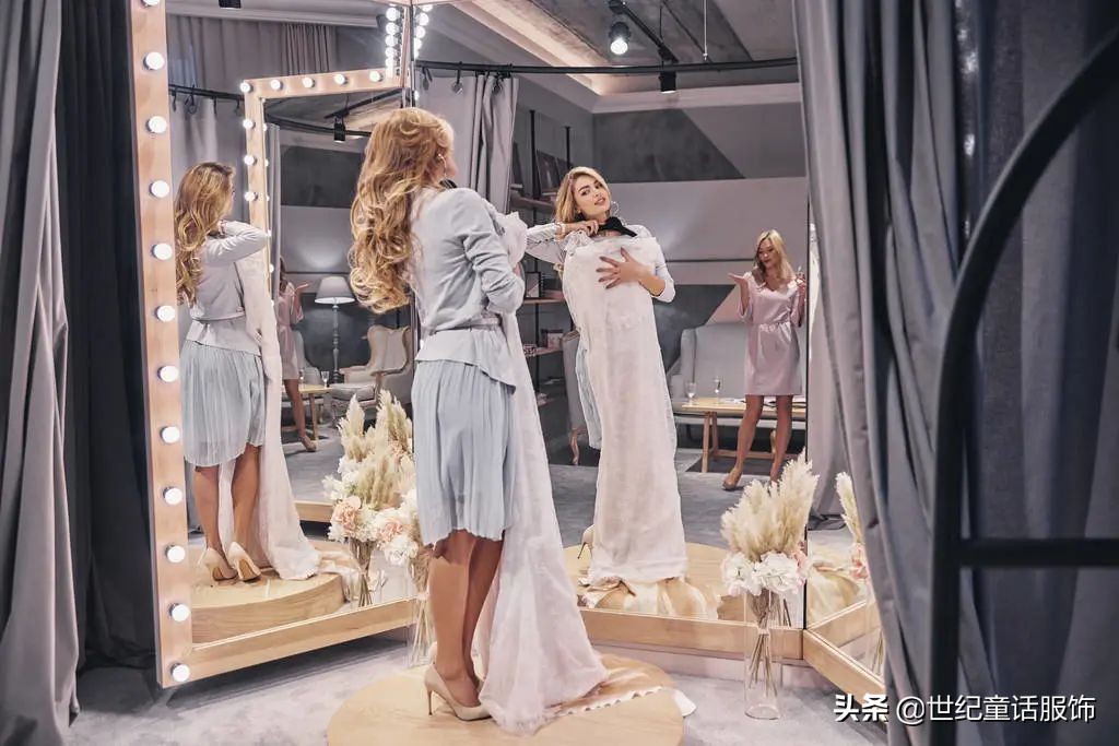 服装行业门店必备｜顾客赞美话术大全，让你开单不断