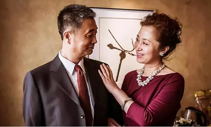 婚礼上父母应该怎么穿才最得体呢