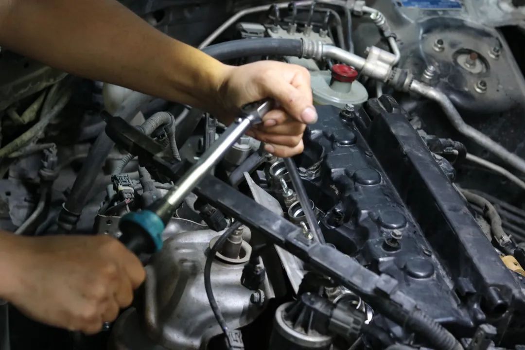 怪兽修车：翻新“破烂残损”的09年8代雅阁，最终满血复活变新车