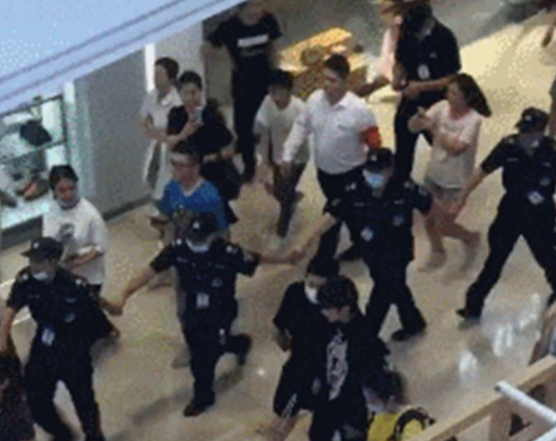 要名没名，要人气没人气！这6位小明星，排场一个比一个大
