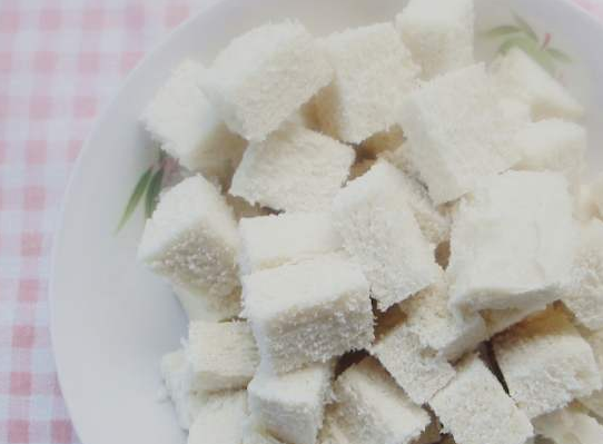 面包糠最简单最快速制作方法：只要几分钟，再也不用出去买了