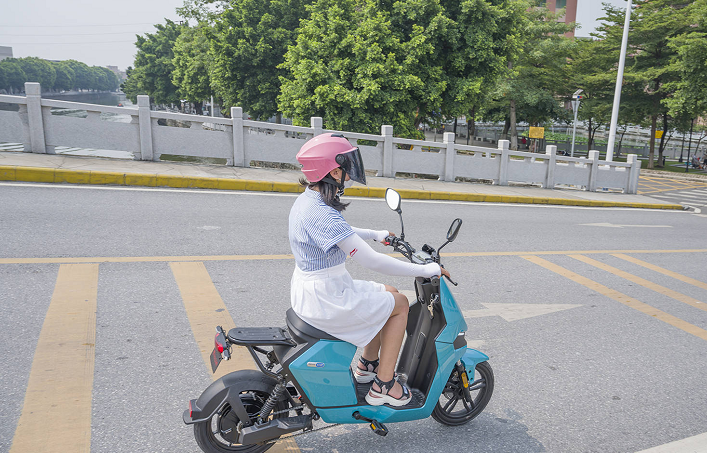 电动车、电动三轮车新规已确定？网友：终于不用担心“飞来横祸”