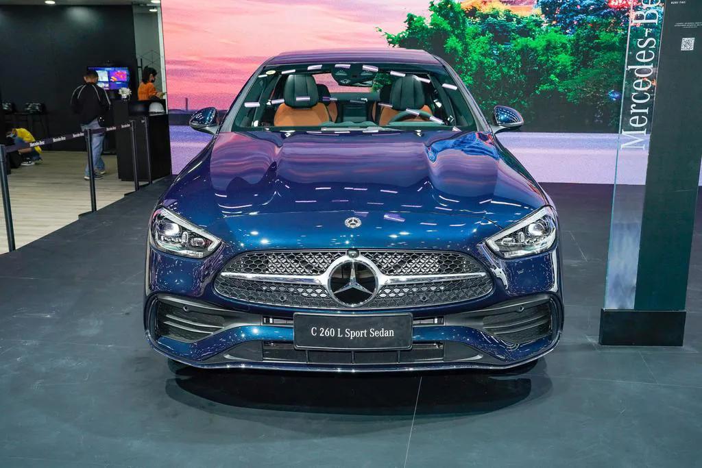 在售奔驰车型集合了，哪款让你心动，奔驰真的不坑穷人吗？