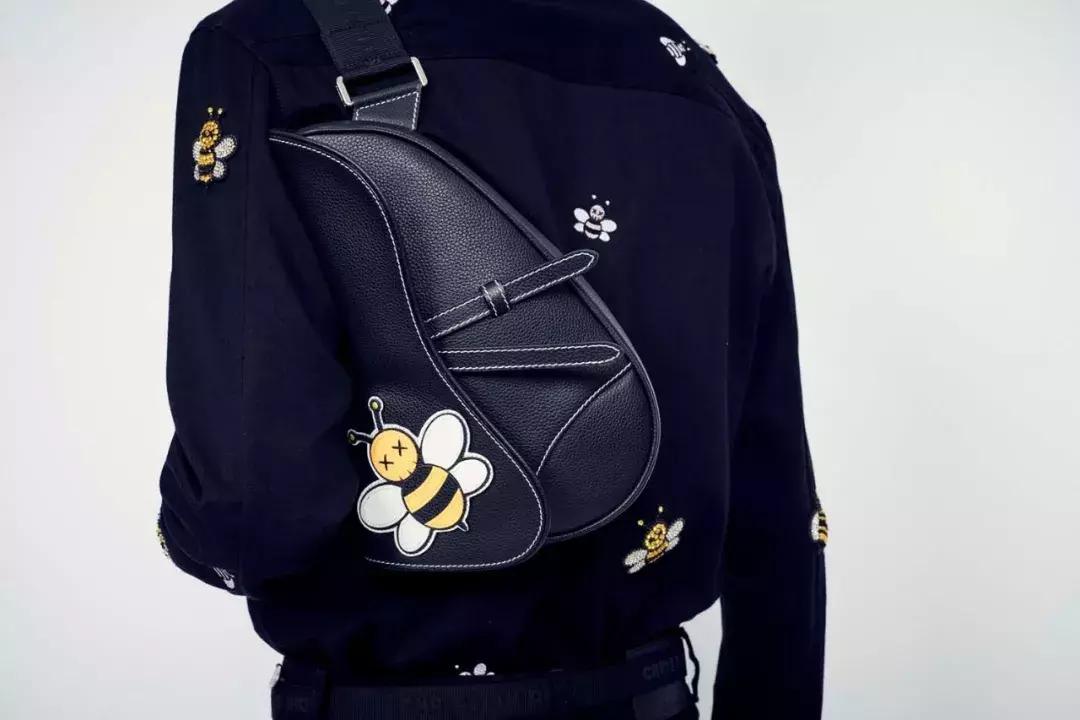 现在的 Dior 不再只有性感,它正变得“ 爆款 ”起来