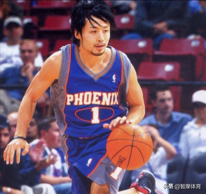 nba打球亚洲人有哪些(NBA史上的亚洲球员，其余所有人加起来的得分还没有大姚一半多)