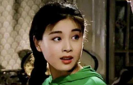10位“70后女星”颜值对比，有人40岁强凹青春，有人51岁无惧岁月