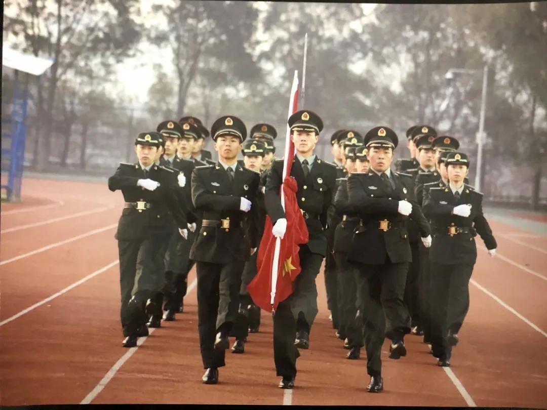 “长江教育杯”第七届自考校园文化节艺术作品网络评展活动开始咯