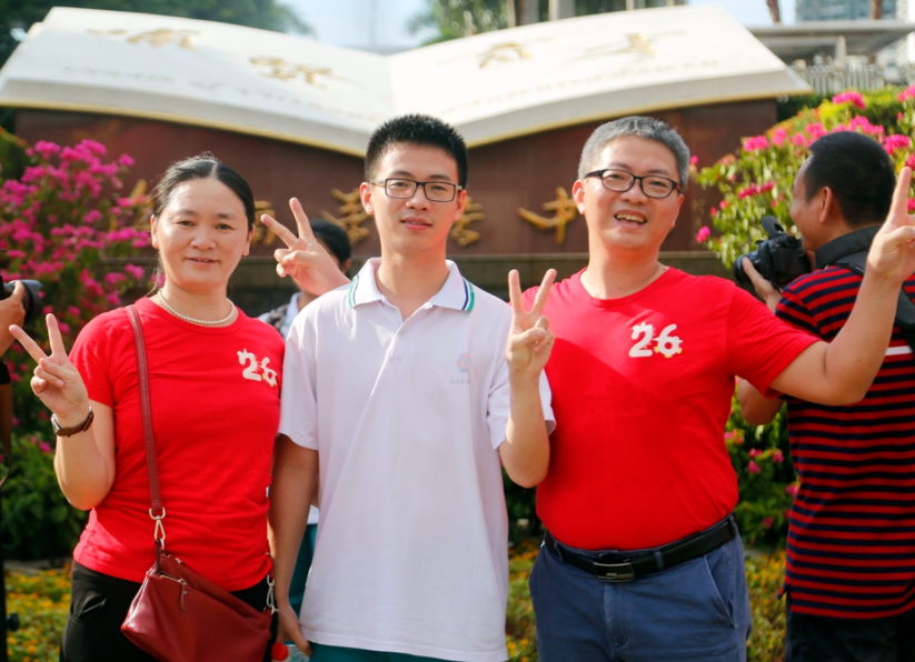 2021年高考语文最难的是作文？看到“默写”后，考生们却心灰意冷