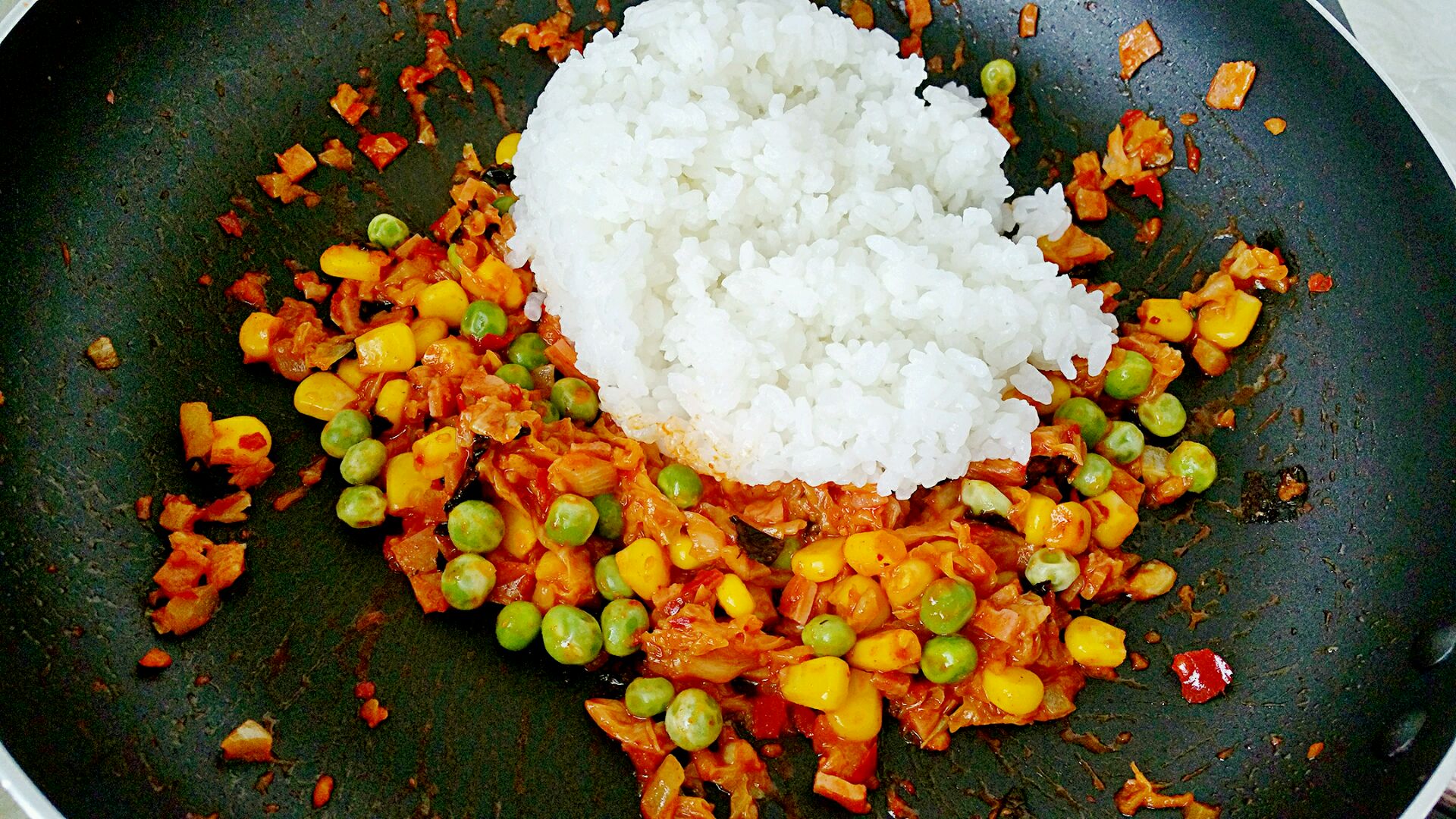 辣白菜芝士炒饭